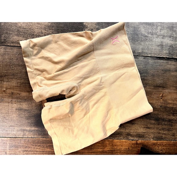 Bundle of two Yummie Tummie Shaping Shortie S/M - Picture 6 of 11